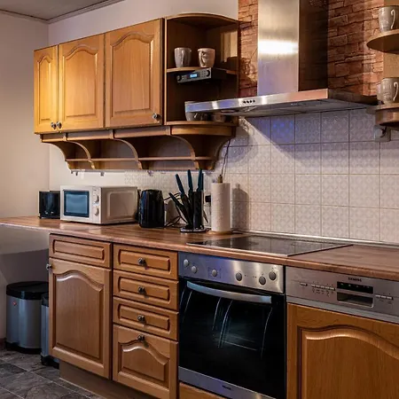 Apartamento Haus Kamila Burgen (Bernkastel-Wittlich)