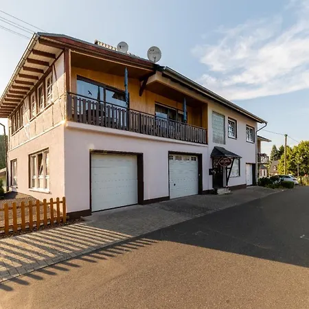 Haus Kamila Apartamento Burgen (Bernkastel-Wittlich)